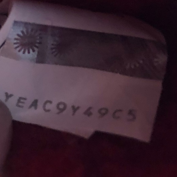 UGG Tasman Slippers - Picture 14 of 16